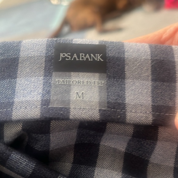 Jos A Bank NWT Tailored Fitted Check Button Up Shirt in Shades of Blue Size M - Picture 8 of 10